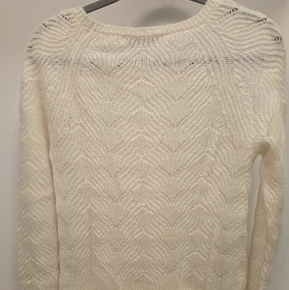 LOFT Sweater - Picture 3 of 4